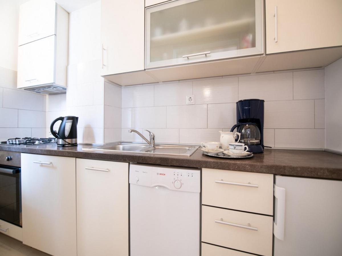 Apartament Marina With Sea View *
